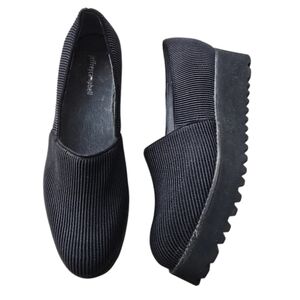 Jeffrey Campbell Black Ribbed Platform Slip-On Loafers